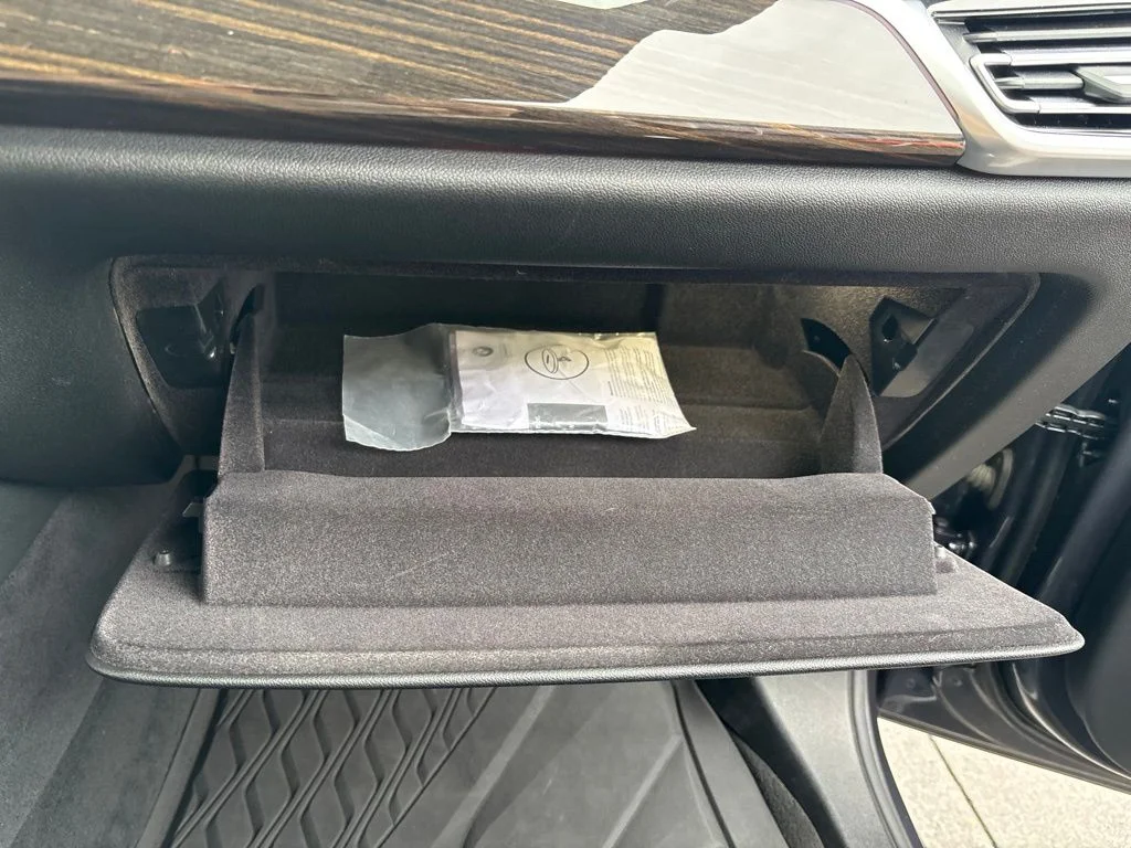Used 2019 Gray BMW xDrive40i image 24