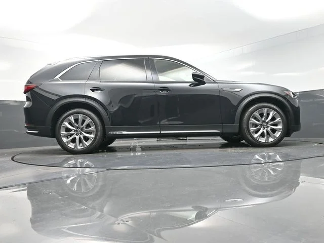 Used 2025 Black Mazda 3.3 Turbo Premium Plus image 37