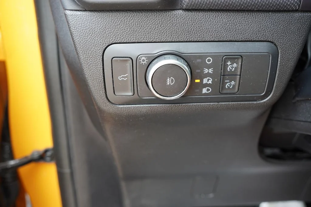 Used 2022 Cyber Orange Metallic Tricoat Ford Outer Banks image 24
