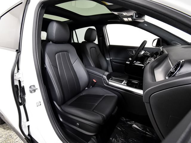 New 2026 Polar White Mercedes-Benz GLA 250 image 72