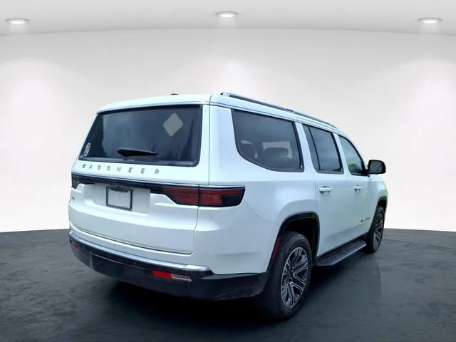 Used 2024 White Jeep Base image 15