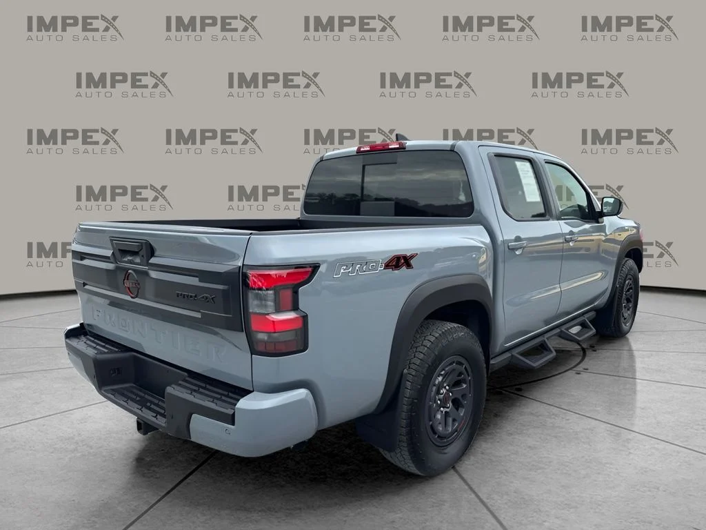 Used 2025 Gray Nissan PRO-4X image 5