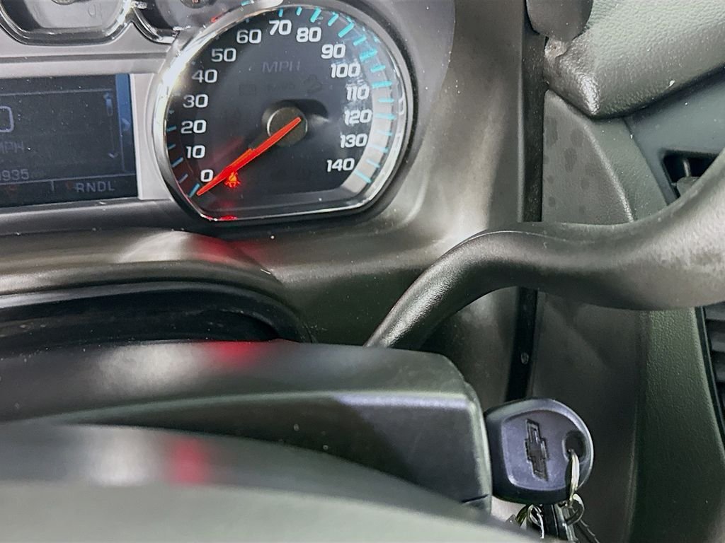Used 2019 Gray Chevrolet LT image 18