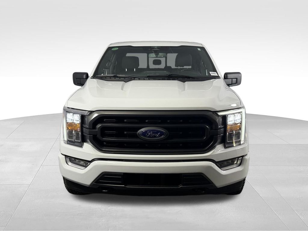 Used 2023 Oxford White Ford XLT image 11