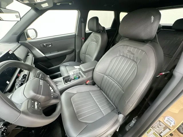 New 2027 Brown Kia X-Line S image 14