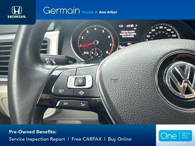 Used 2019 Blue Metallic Volkswagen 3.6L V6 SE image 24