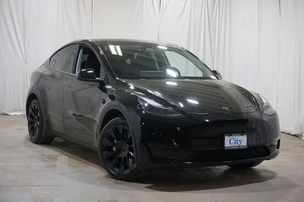 Used 2023 Tesla Model Y Long Range with VIN 7SAYGDEE7PA199490 for sale in Evanston, IL