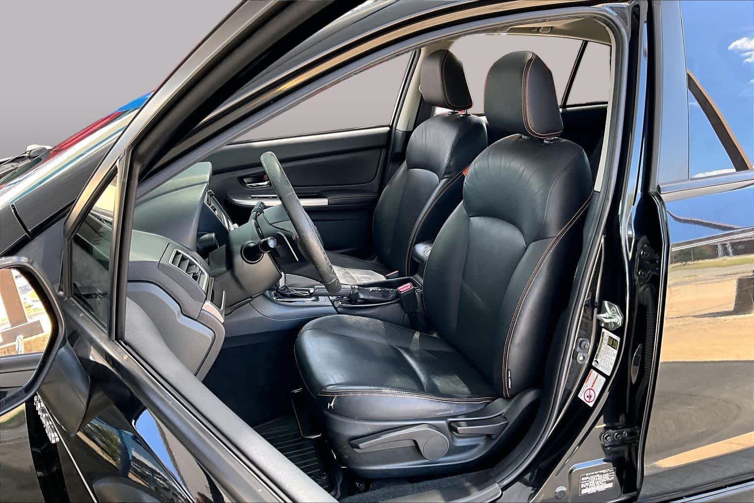 Used 2016 Crystal Black Silica Subaru  image 8