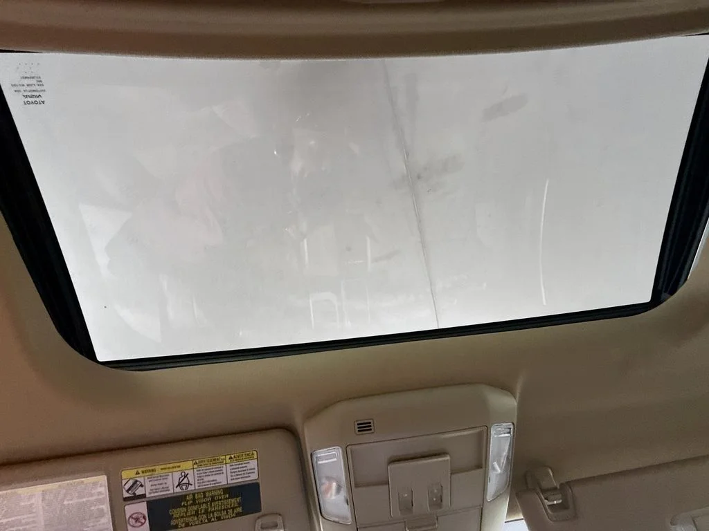 Used 2016 Barcelona Red Metallic Toyota LTD image 23