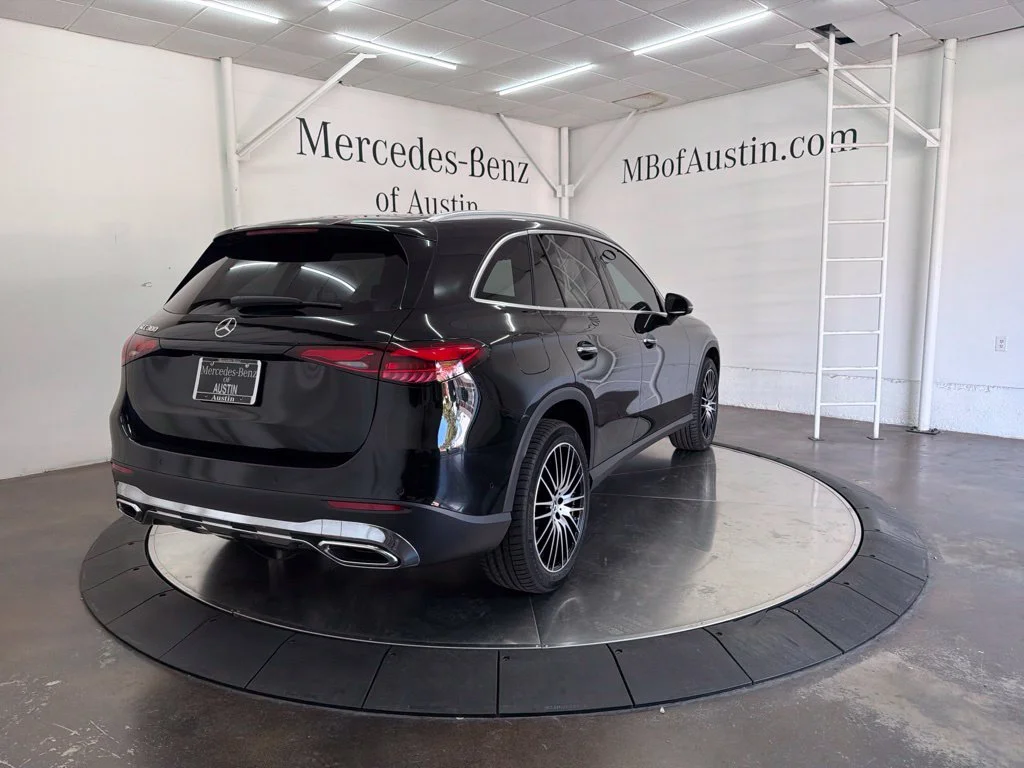 Certified Used 2026 Black Mercedes-Benz GLC 300 image 8