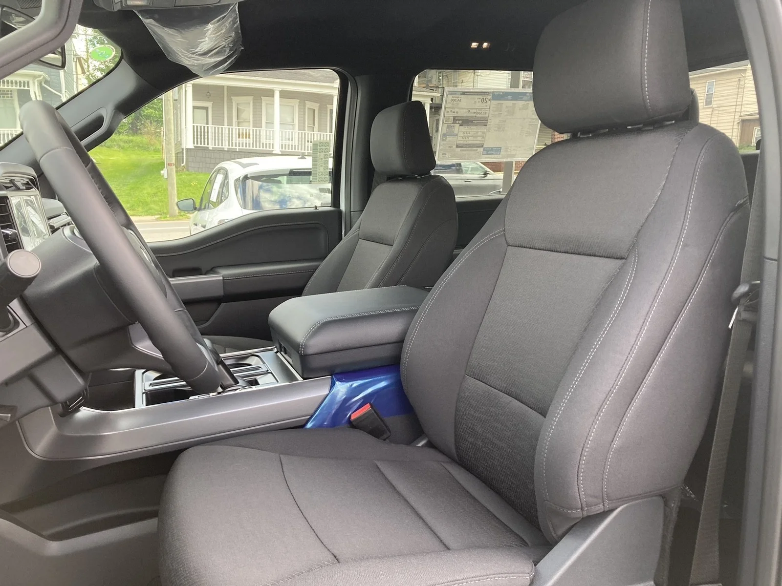 New 2026 Oxford White Ford XLT image 22