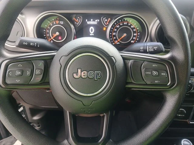 Used 2023 Black Jeep Sport image 39