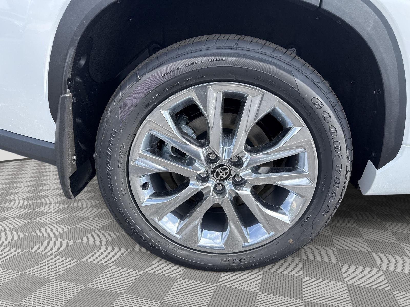 Certified Used 2026 Wind Chill Pearl Toyota Limited image 13