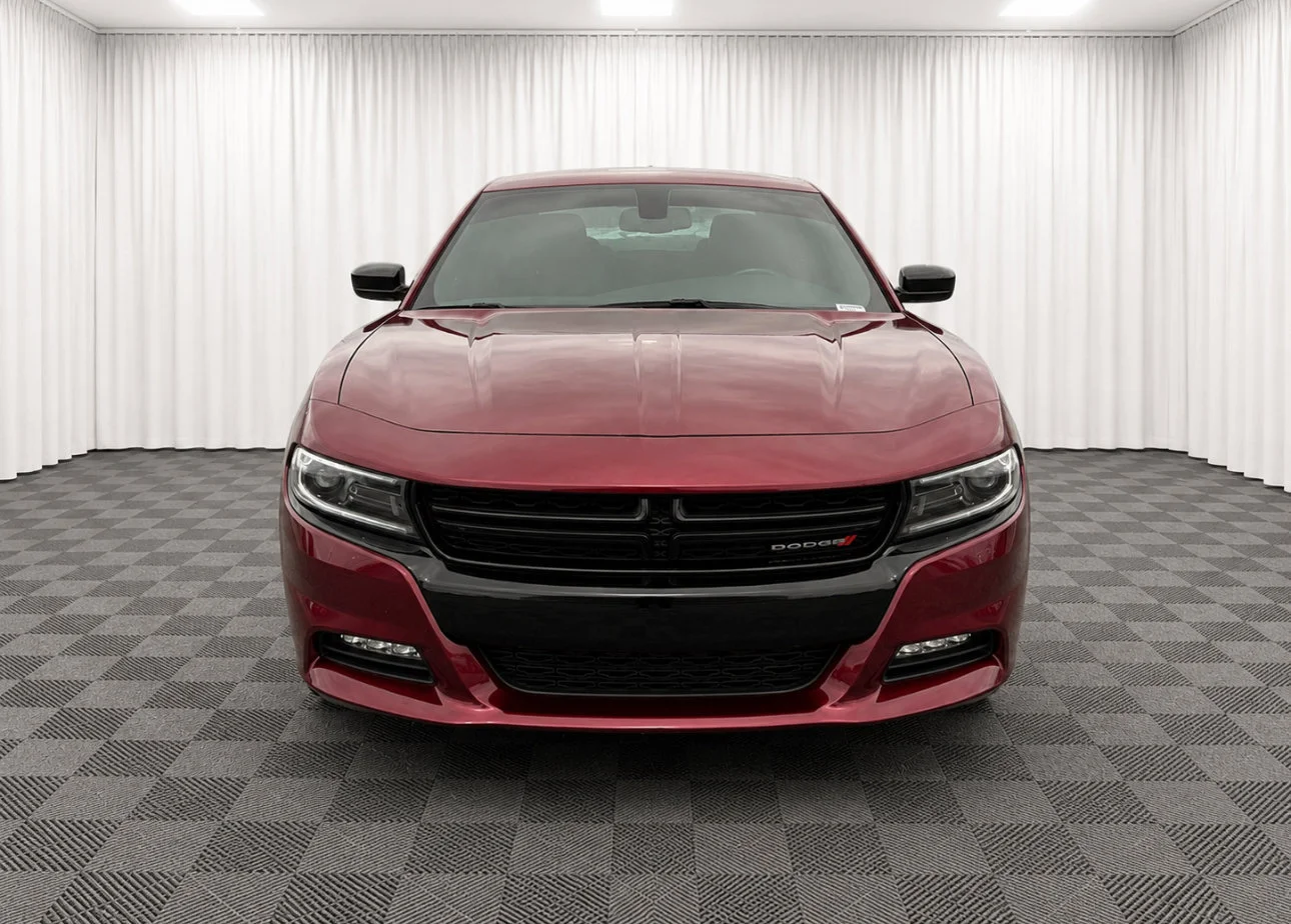 Used 2023 Octane Red Pearlcoat Dodge SXT image 9