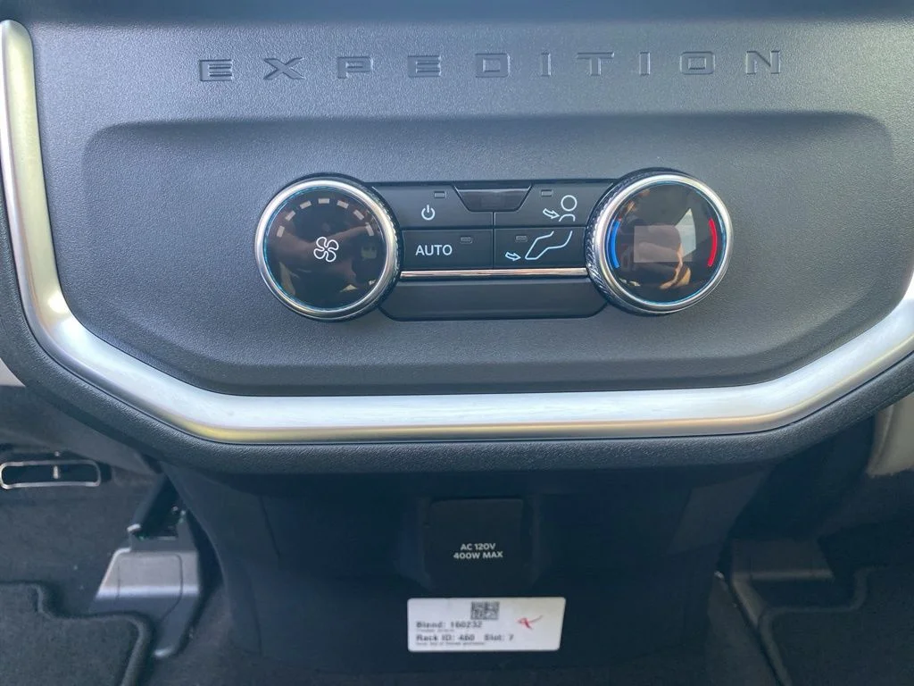New 2026 Star White Metallic Tri-Coat Ford Active image 39