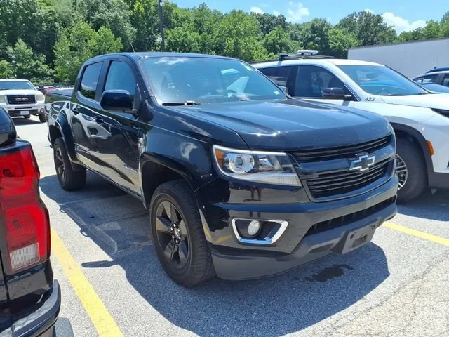 Used 2016 BLACK Chevrolet 4WD LT image 4