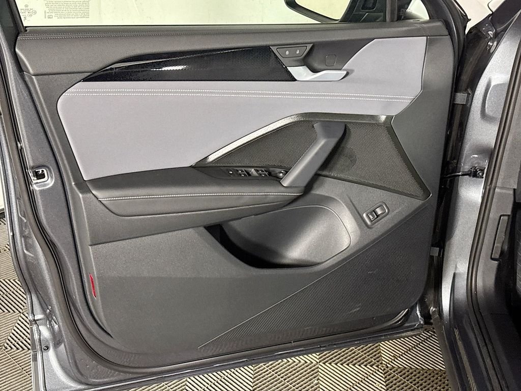 New 2026 Platinum Gray Metallic Volkswagen 2.0T SE image 10