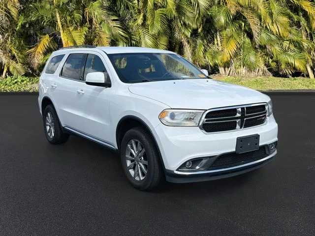 Used 2017 White Dodge SXT image 2