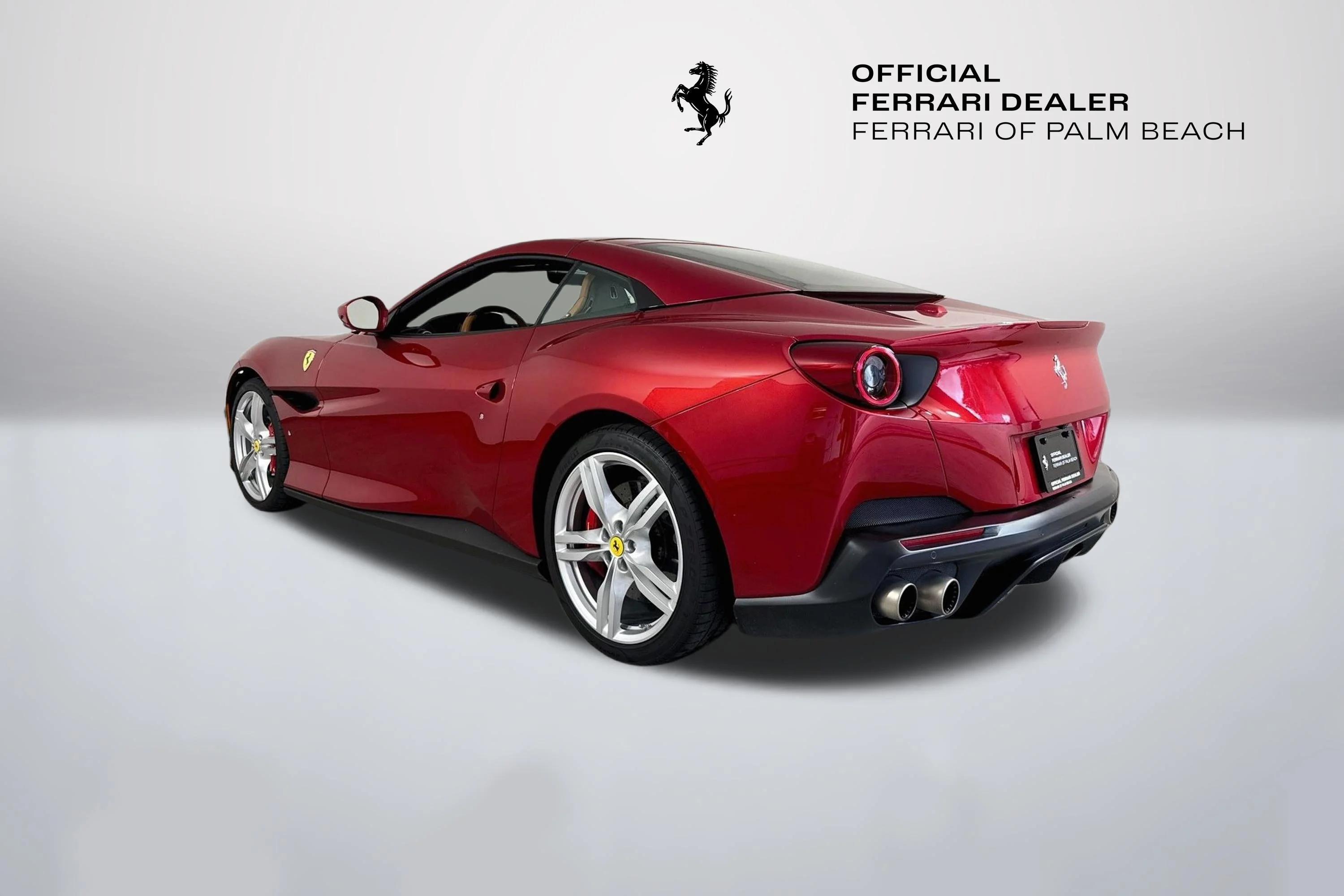 Certified Used 2019 Rosso Portofino Ferrari Base image 5