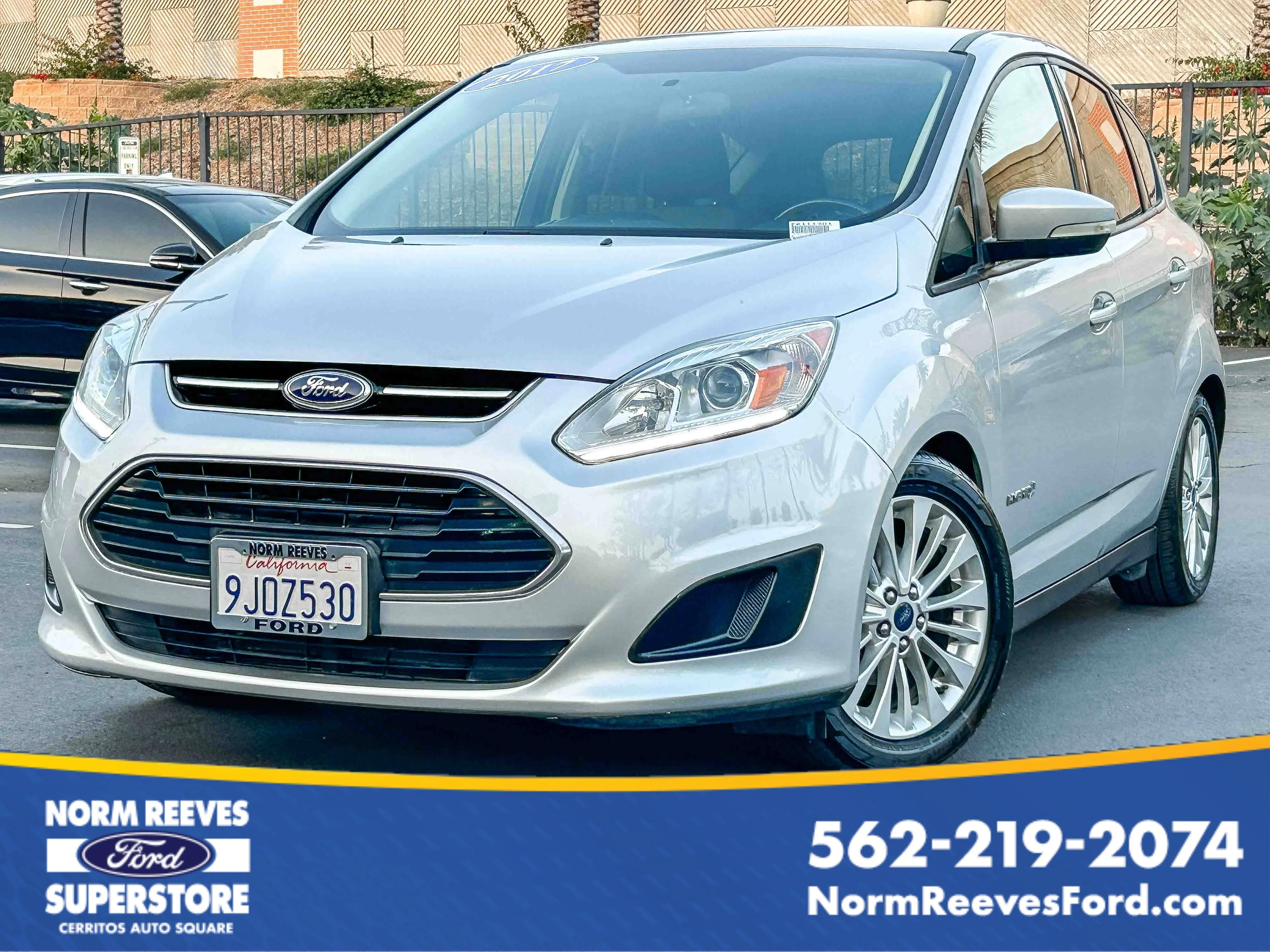 2017 Ford C-Max Hybrid SE's photo