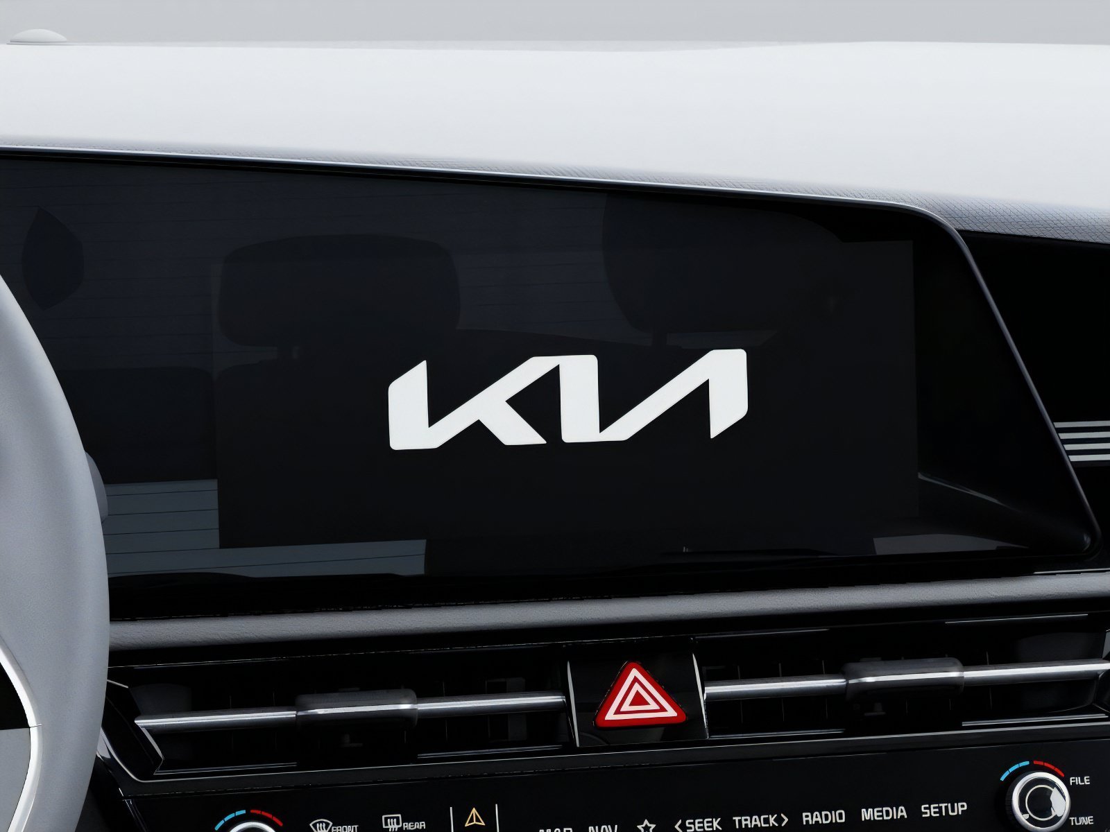 New 2026 Snow White Pearl Kia SX image 20