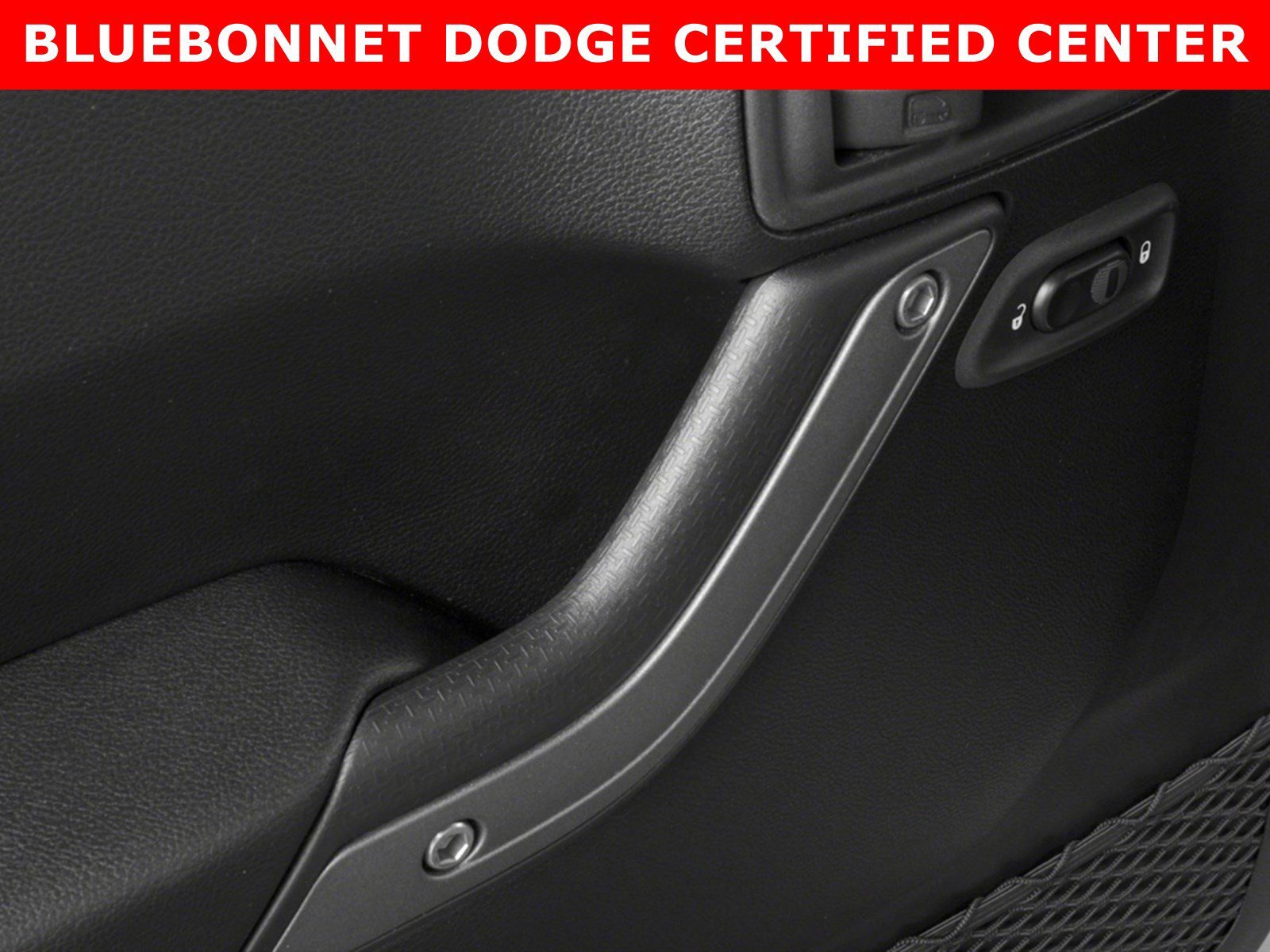 Used 2016 Hypergreen Clearcoat Jeep Sport image 13