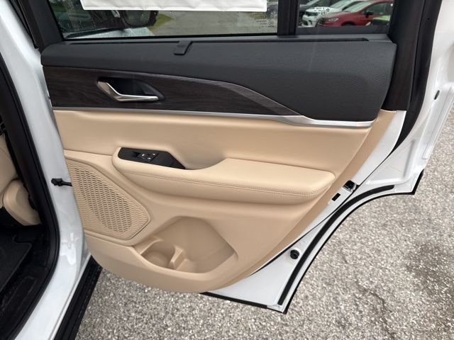 2025 Jeep Grand Cherokee Limited - Photo 24