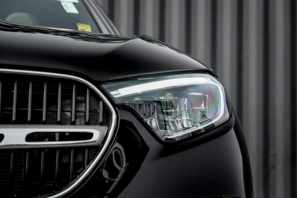 New 2026 Black Mercedes-Benz GLC 300 image 6