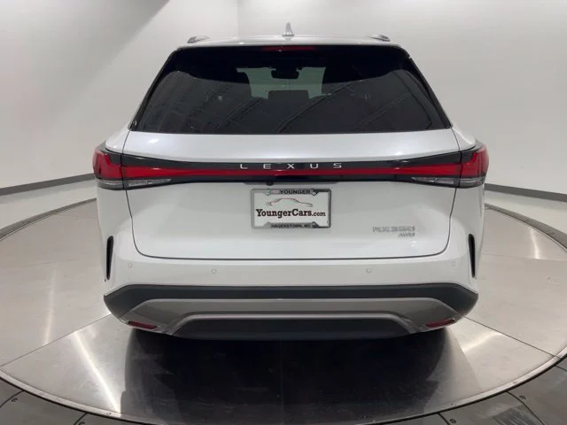 Used 2024 White Lexus 350 Premium image 4