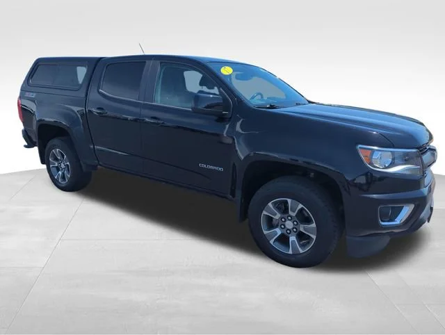 Used 2017 BLACK Chevrolet 4WD Z71 image 9