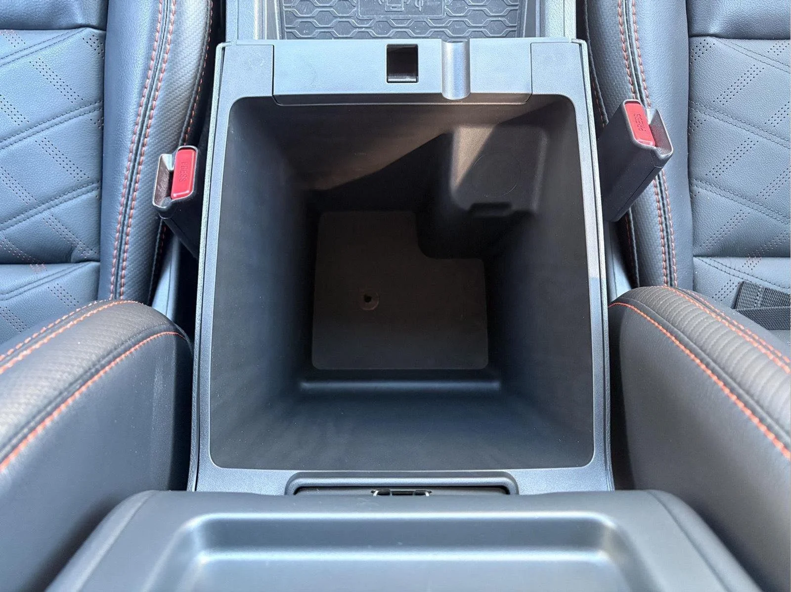 Used 2025 Afterburn Orange Nissan PRO-4X image 18