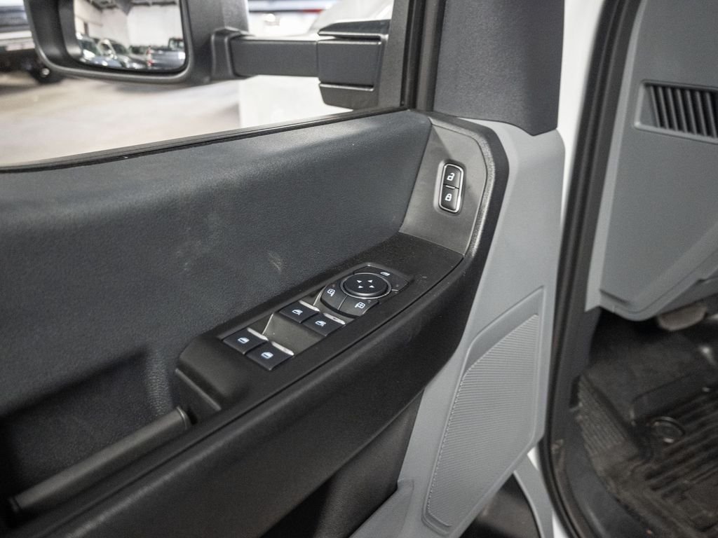 2026 Ford F-350 Super Duty Chassis Cab XL - Photo 11