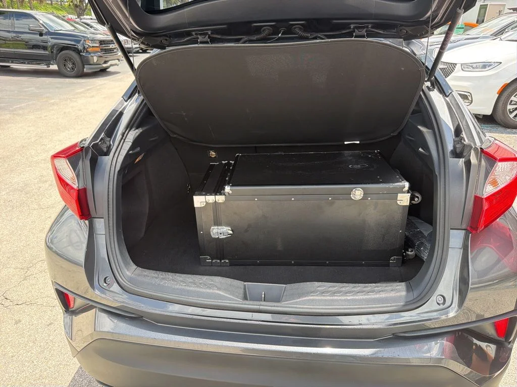 Used 2019 Magnetic Gray Metallic Toyota XLE image 2
