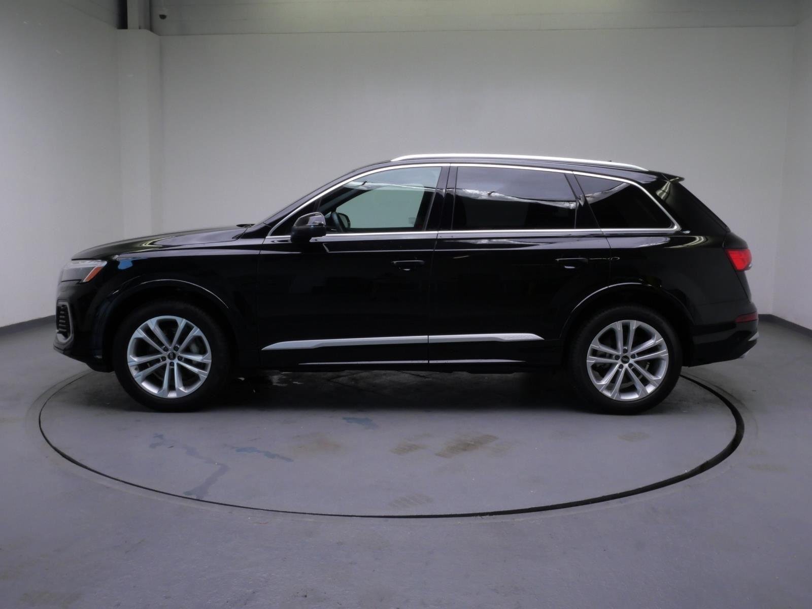 Used 2025 Mythos Black Metallic Audi Premium image 2