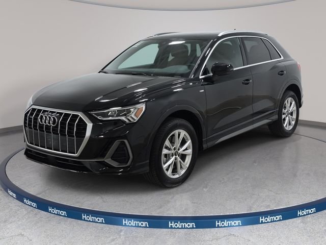 2025 Audi Q3 45 TFSI S Line Premium quattro's photo