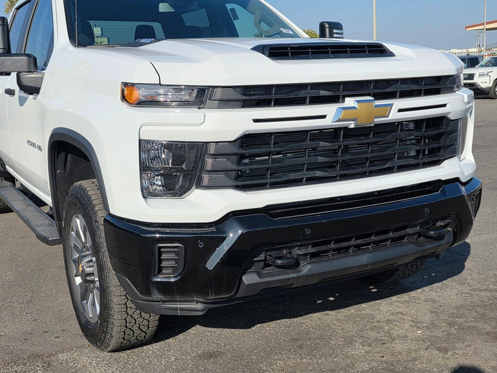 2025 Chevrolet Silverado 2500 HD Custom - Photo 9