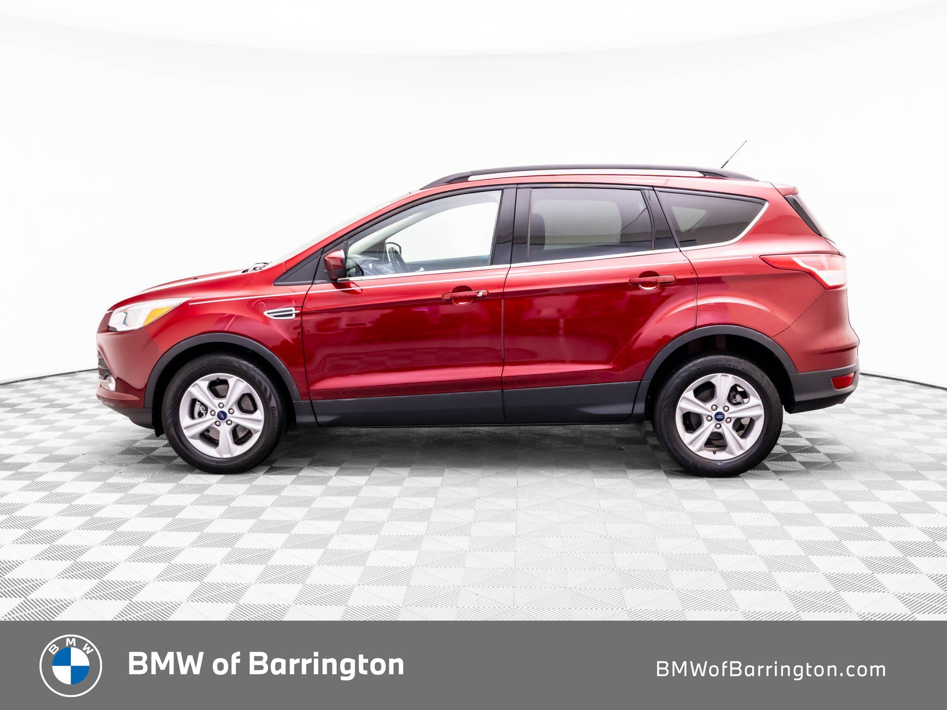 Used 2014 Ford Escape SE with VIN 1FMCU9GXXEUD22858 for sale in Barrington, IL