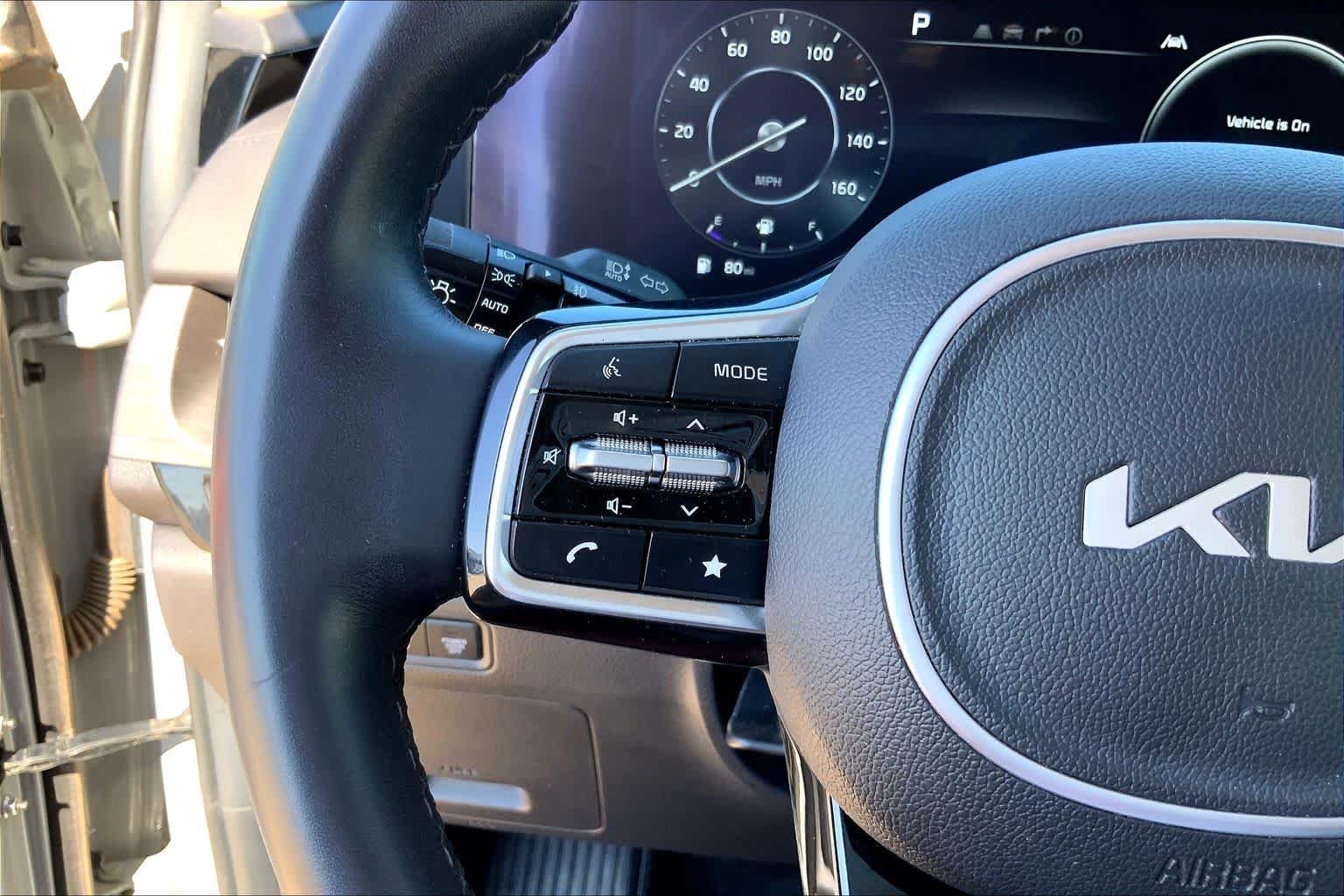 Used 2024 Ceramic Silver Kia SX image 23