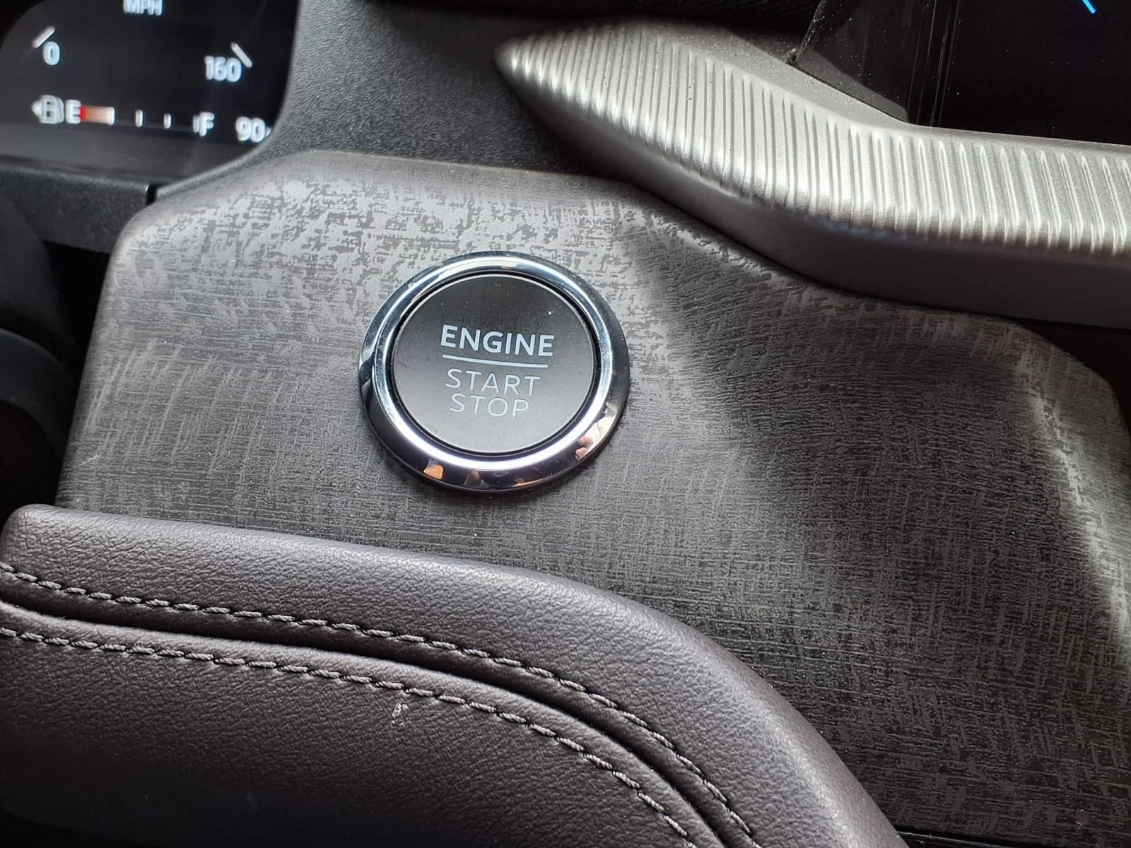 Used 2025 White Ford Platinum image 16