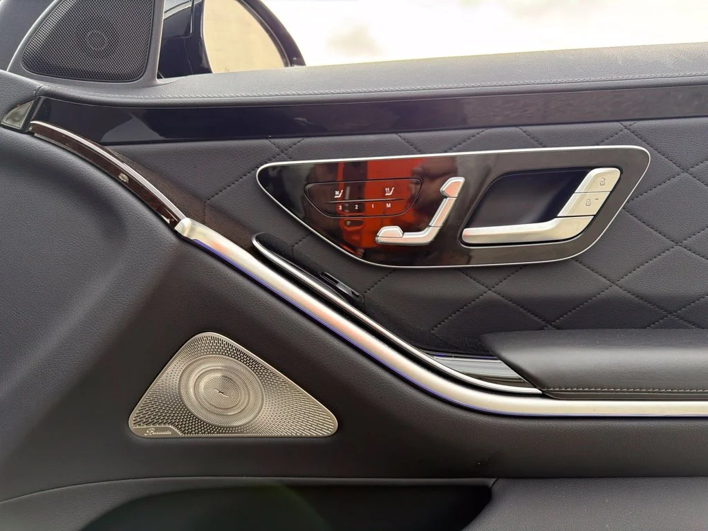Used 2022 Black Mercedes-Benz S 580 image 22