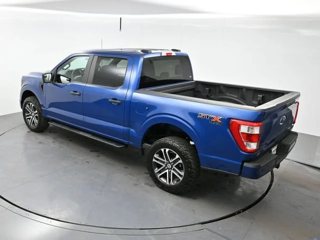 Used 2023 Atlas Blue Metallic Ford XL image 31