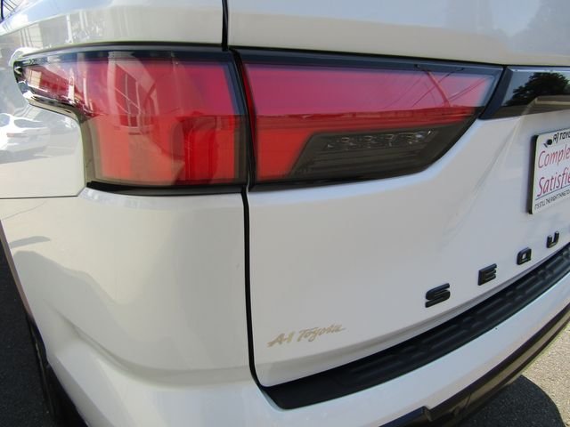 Certified Used 2023 Pearl Toyota Platinum image 7