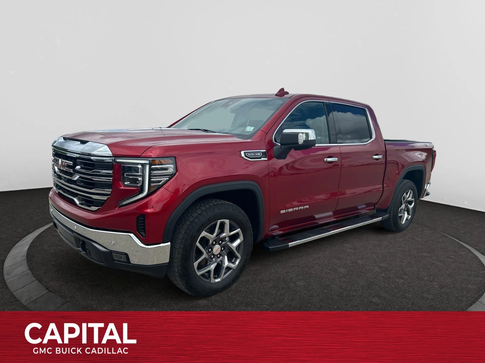 Used 2024 Red GMC SLT Crew Cab image 1