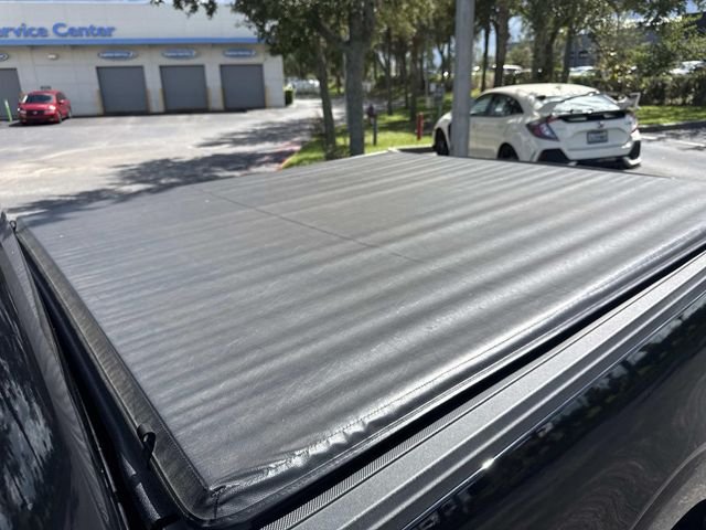 Used 2022 Black Metallic Ford XLT image 12