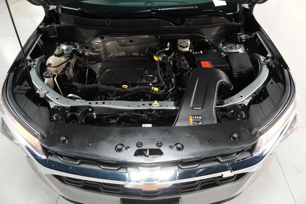 Used 2025 Sterling Gray Metallic Chevrolet LS image 37