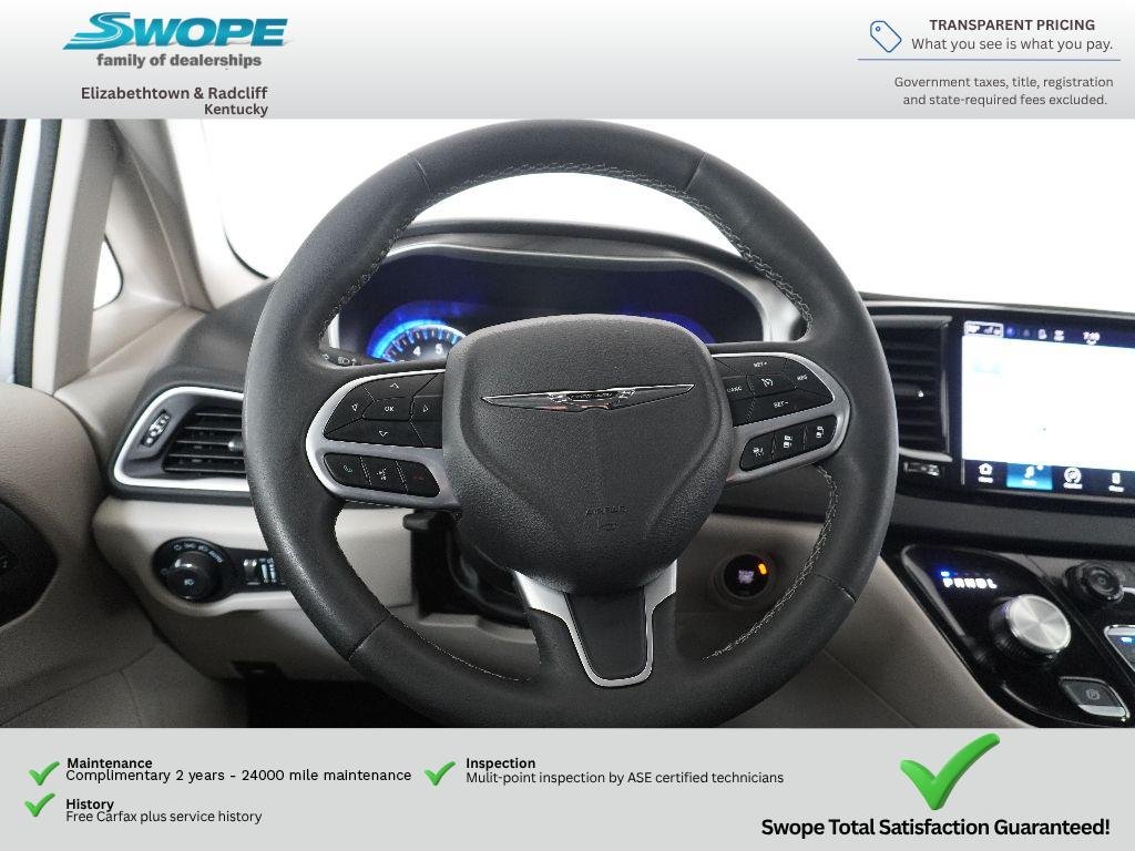 Used 2024 Silver Mist Clearcoat Chrysler Touring L image 17