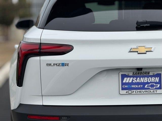 2025 Chevrolet Blazer EV LT - Photo 7