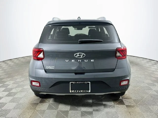 New 2026 Gray Hyundai SEL image 4