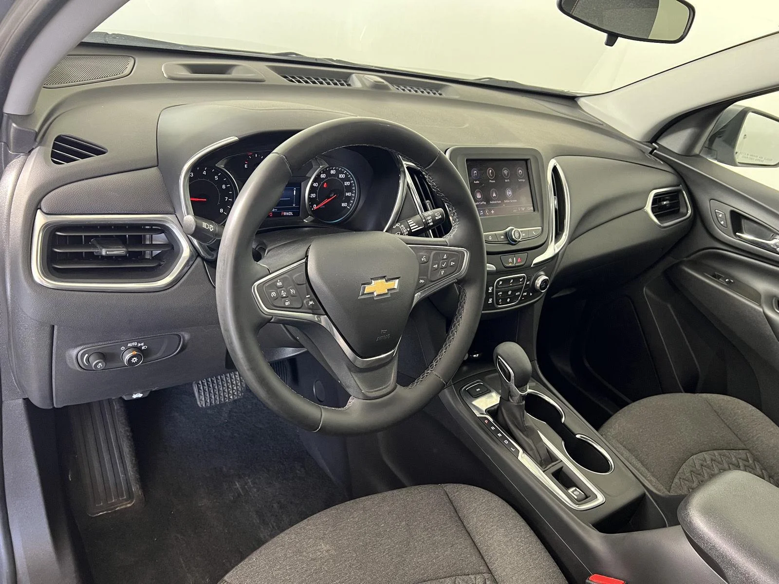 Used 2024 Sterling Gray Metallic Chevrolet LT image 4
