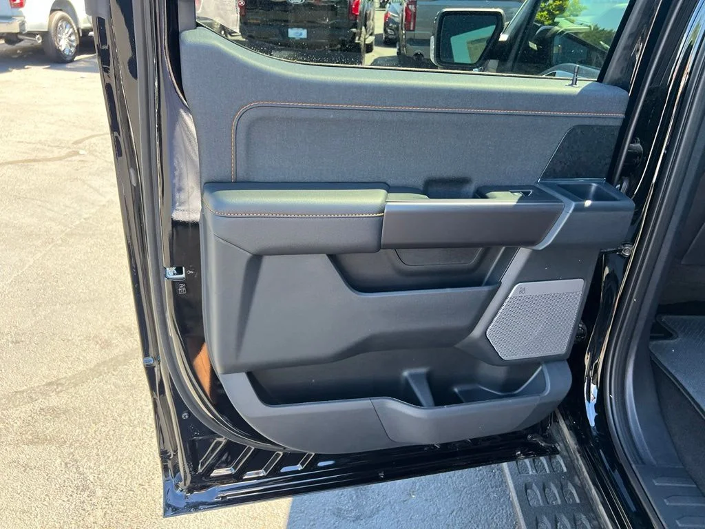 New 2026 Agate Black Metallic Ford Tremor® image 15